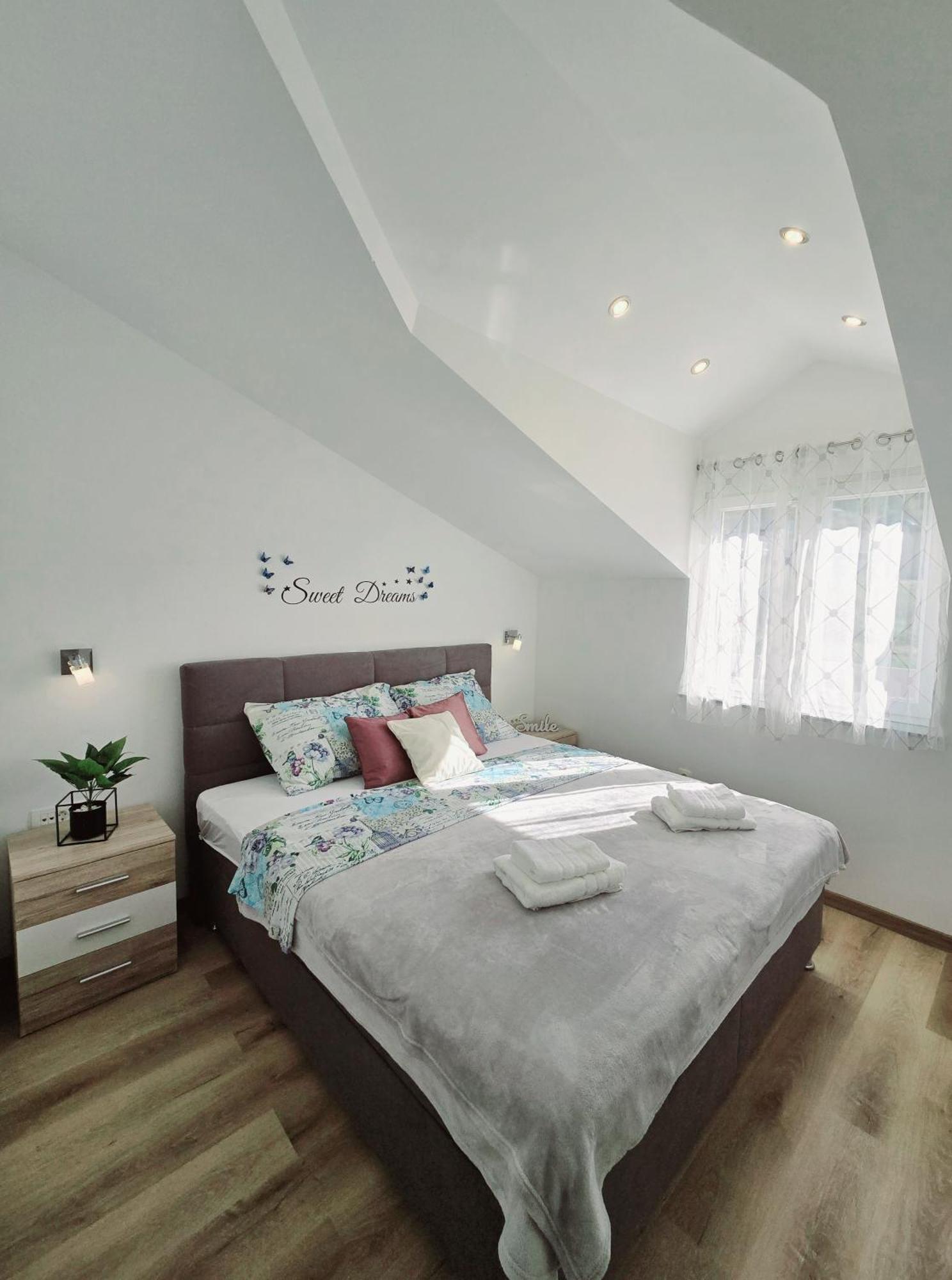 Villa Matanovi Dvori 珀德垂那 外观 照片
